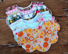 Load image into Gallery viewer, Scalloped Floral Bibs