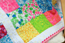 Load image into Gallery viewer, Lilly Pulitzer Print Small Quilt