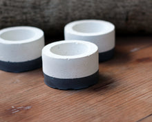 Load image into Gallery viewer, 3 Paint Dipped Round Mini Concrete Planters