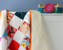 Load image into Gallery viewer, Retro Modern Girls Patchwork Quilt