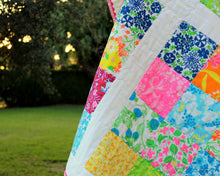 Load image into Gallery viewer, Lilly Pulitzer Print Small Quilt