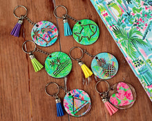 Load image into Gallery viewer, Tropical Round Key Chains
