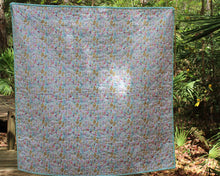 Load image into Gallery viewer, Color Block Baby Girls Quilt