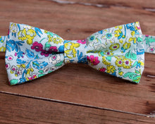 Load image into Gallery viewer, Men's Liberty of London High Summer Flower Show Cosmos Bloom Cotton Bow Tie
