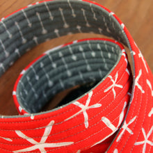 Load image into Gallery viewer, Arrows and Starfish Camera Strap