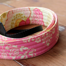 Load image into Gallery viewer, Floral Damask Camera Strap