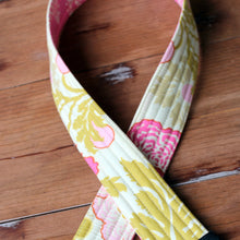 Load image into Gallery viewer, Floral Damask Camera Strap