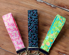 Load image into Gallery viewer, Modern Floral Wristlet Key Fobs